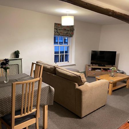 Churchgate Apartment Къркби Лонсдейл Екстериор снимка